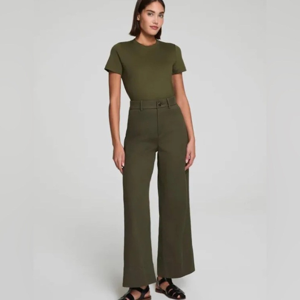 New SPANXsupersmooth Stretch Twill Cropped Wide Leg Pant, Large